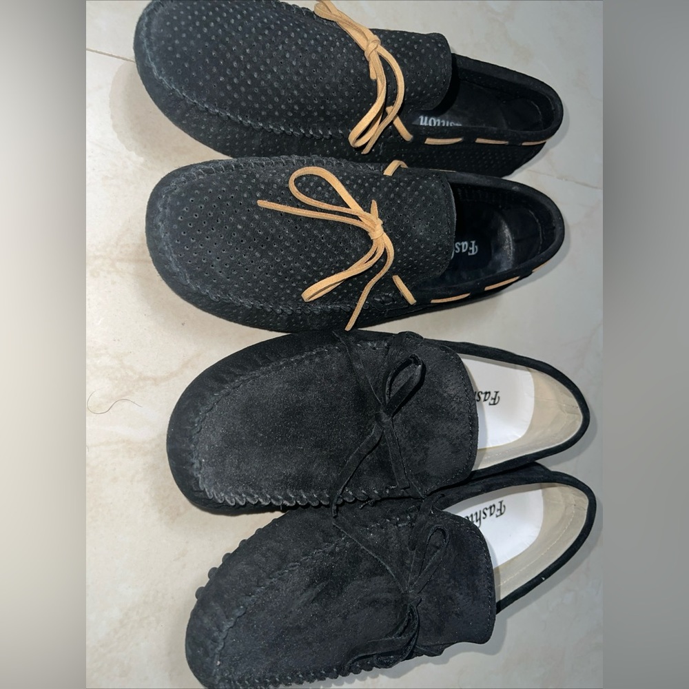 2 black suede loafers size 9 / 42